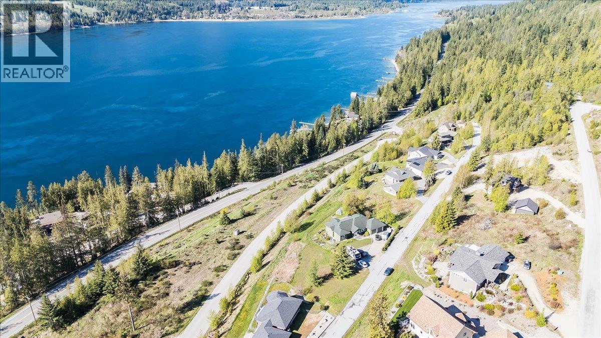 6759 Eagleview Lane, Nelson, British Columbia  V1L 6W6 - Photo 11 - 10381435