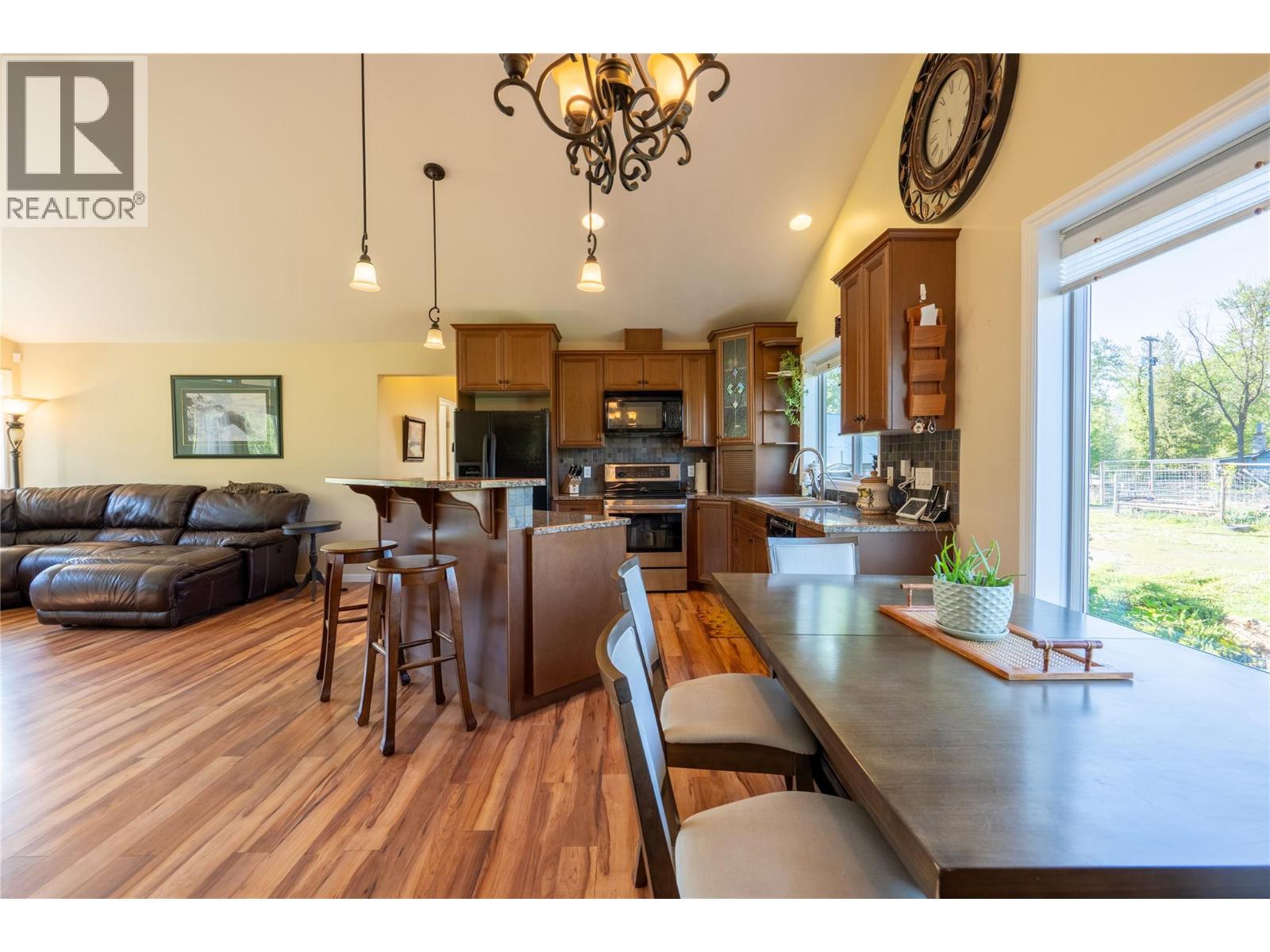 299 Antifaev Road, Grand Forks, British Columbia  V0H 1H9 - Photo 20 - 10386130