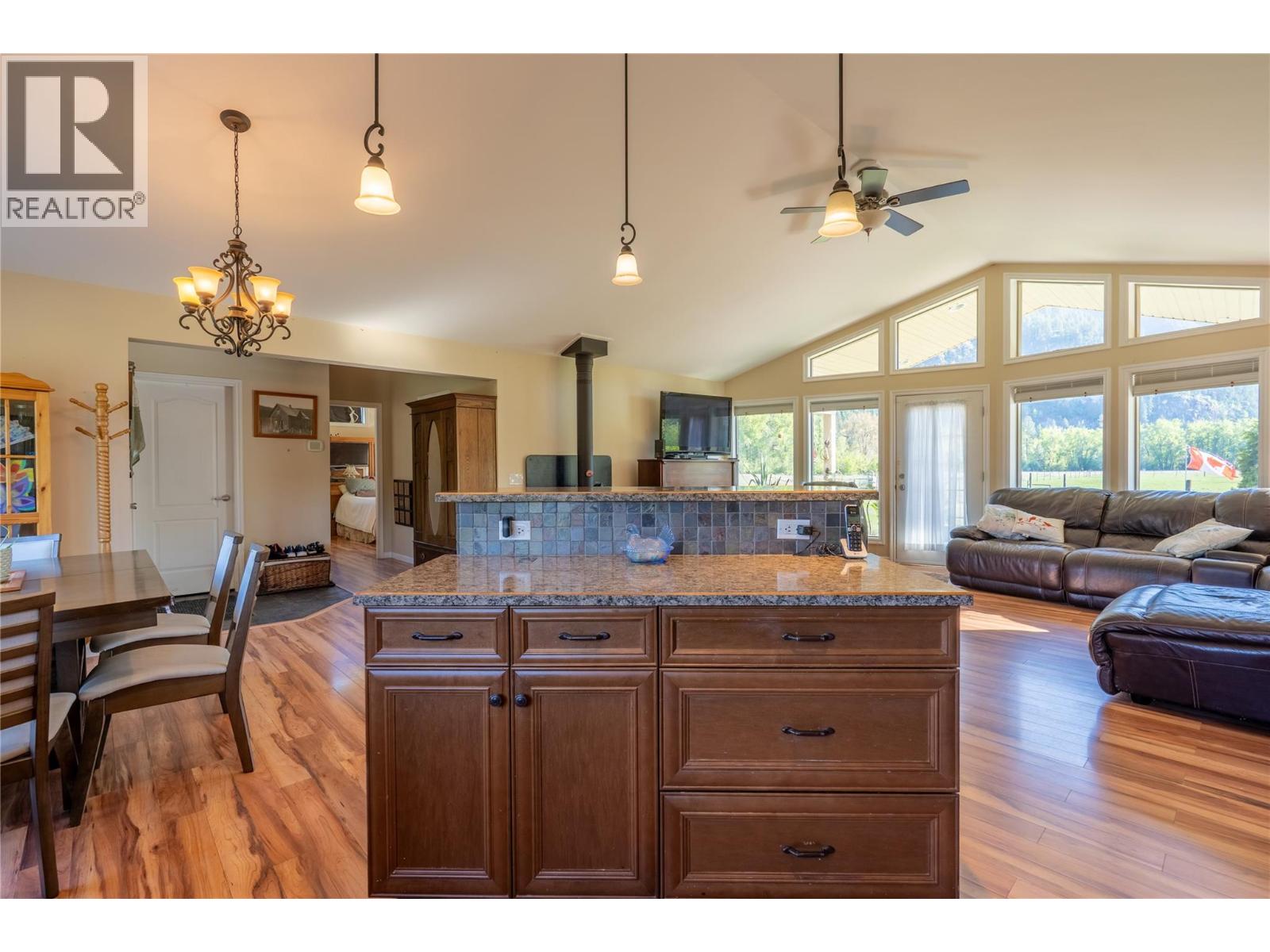 299 Antifaev Road, Grand Forks, British Columbia  V0H 1H9 - Photo 23 - 10386130