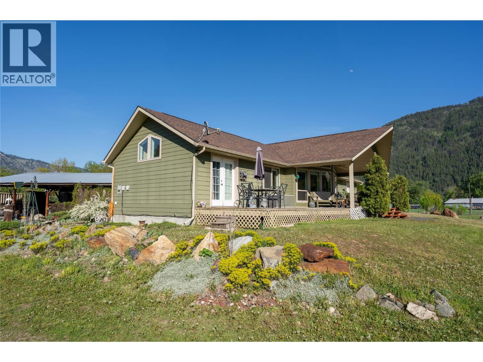 299 Antifaev Road, Grand Forks, British Columbia  V0H 1H9 - Photo 5 - 10386130