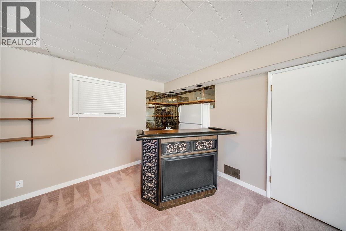 541 Portia Crescent, Trail, British Columbia  V1R 1A8 - Photo 20 - 10385136