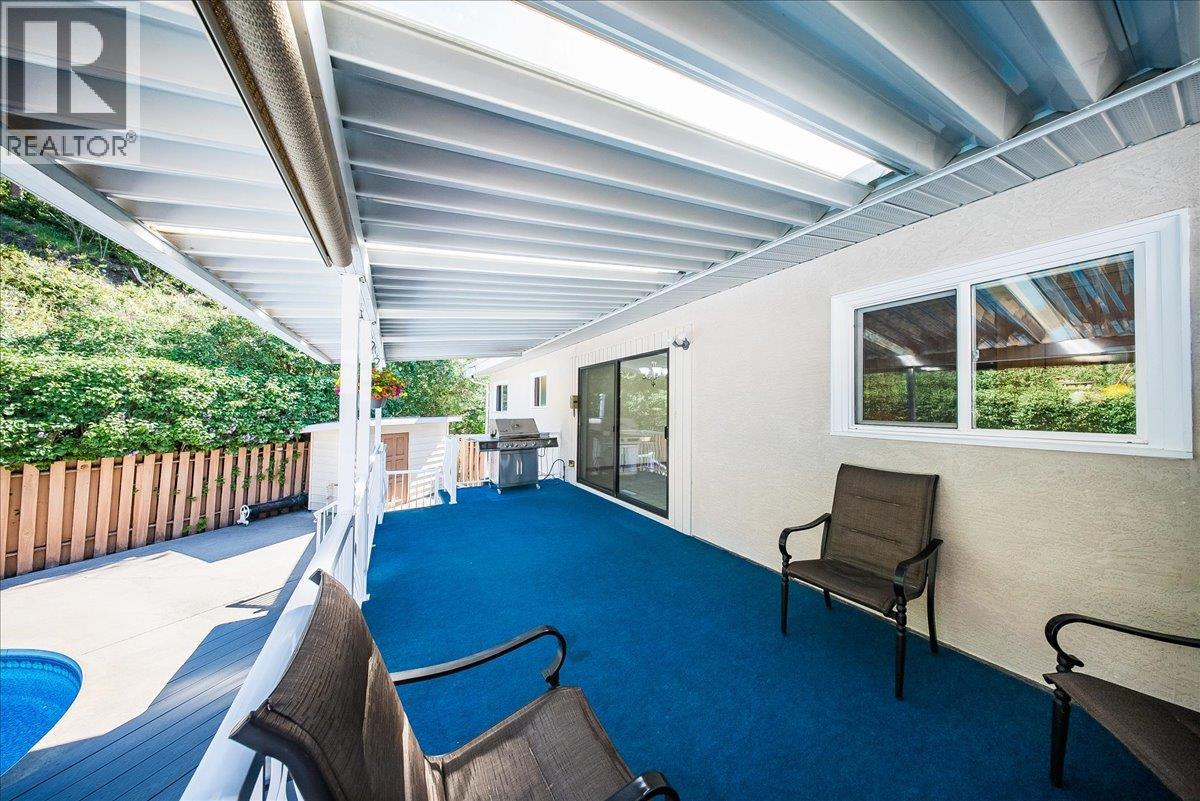 541 Portia Crescent, Trail, British Columbia  V1R 1A8 - Photo 32 - 10385136