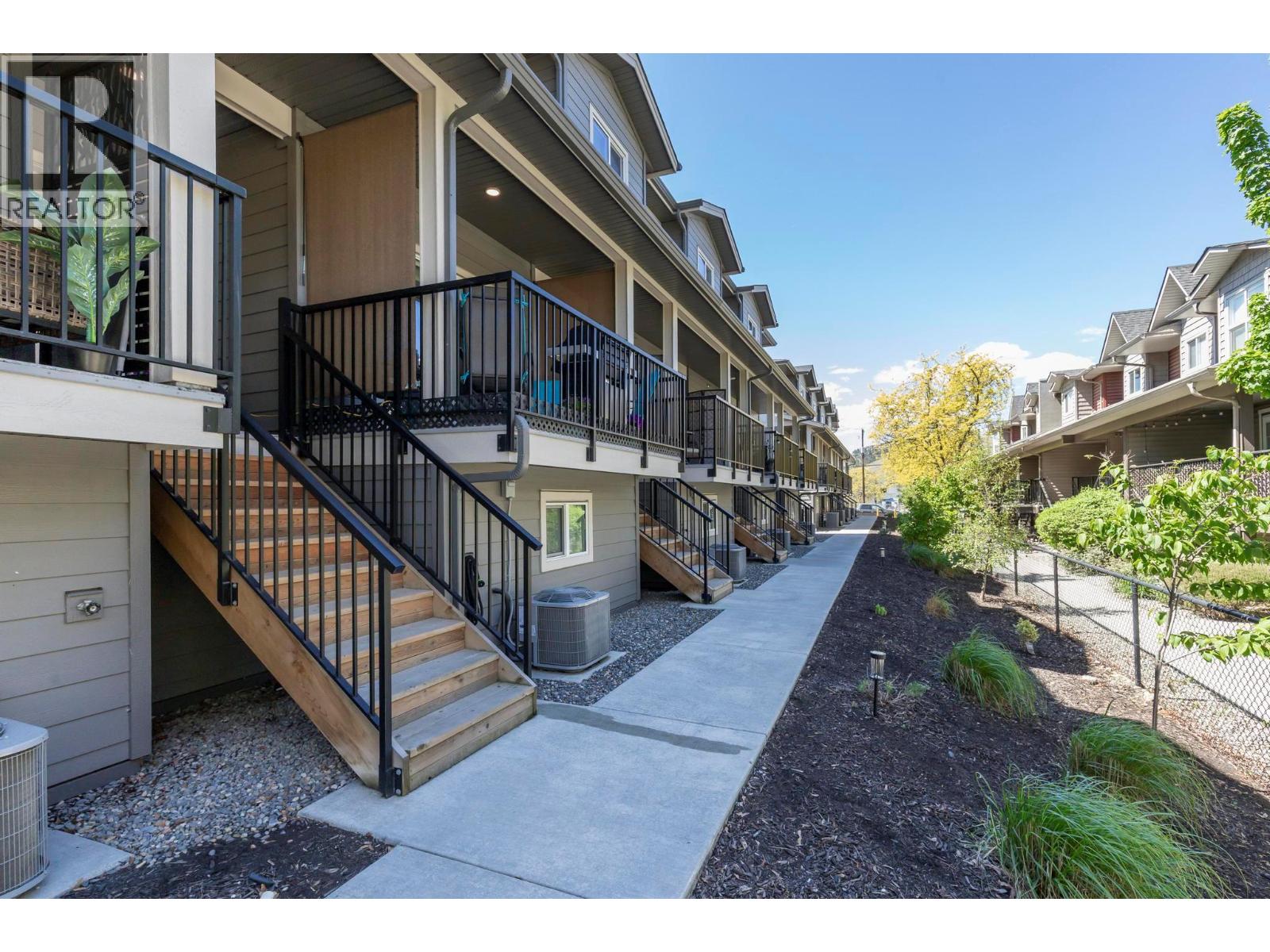 1297 Findlay Road Unit# 9, Kelowna, British Columbia  V1X 5B1 - Photo 3 - 10386372