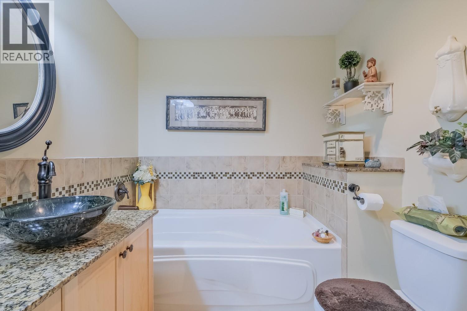 2310 Country Club Drive, Kelowna, British Columbia  V1V 2A6 - Photo 28 - 10385787