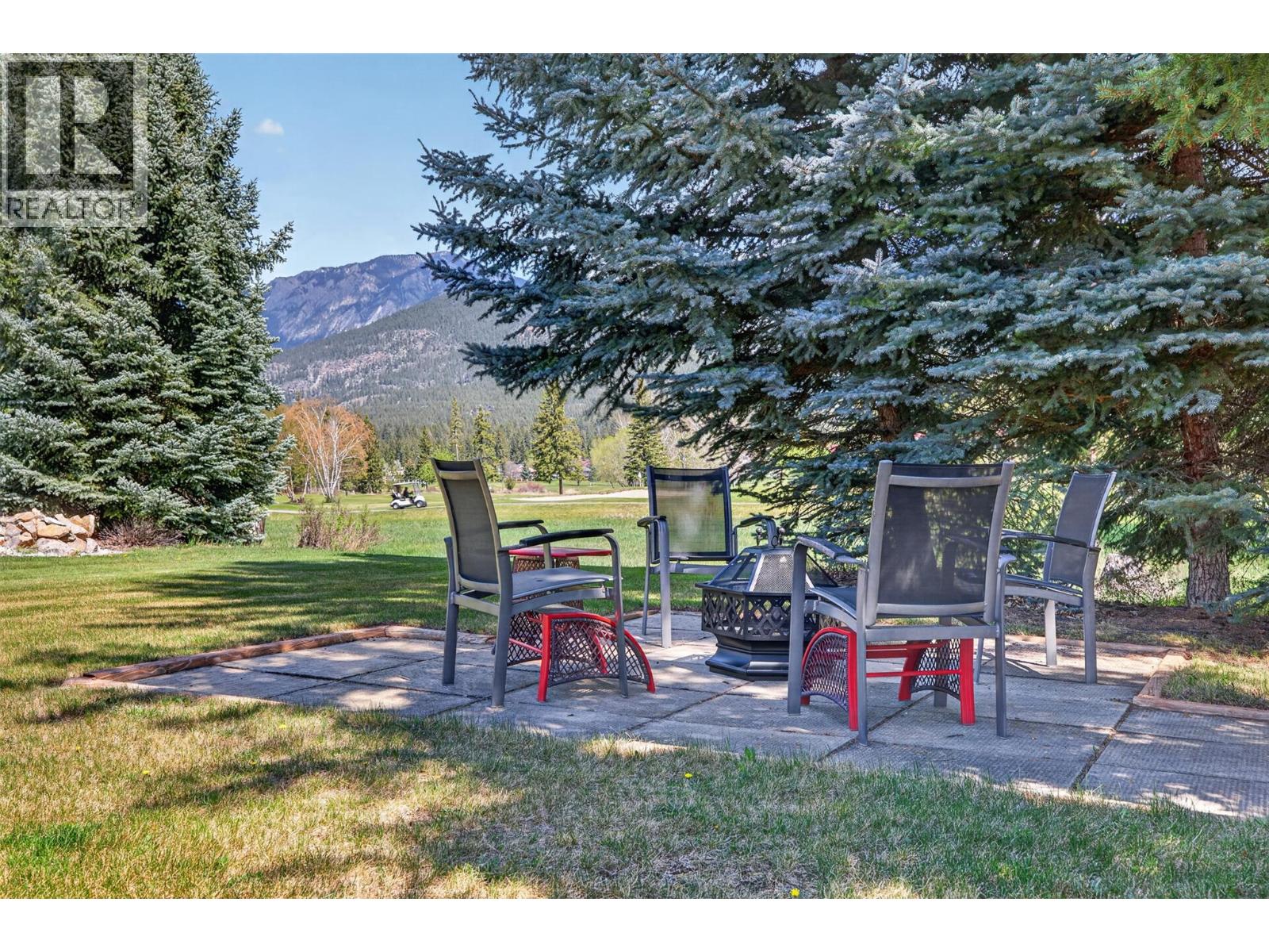 5102 Riverside Drive, Fairmont Hot Springs, British Columbia  V0B 1L1 - Photo 10 - 10386294