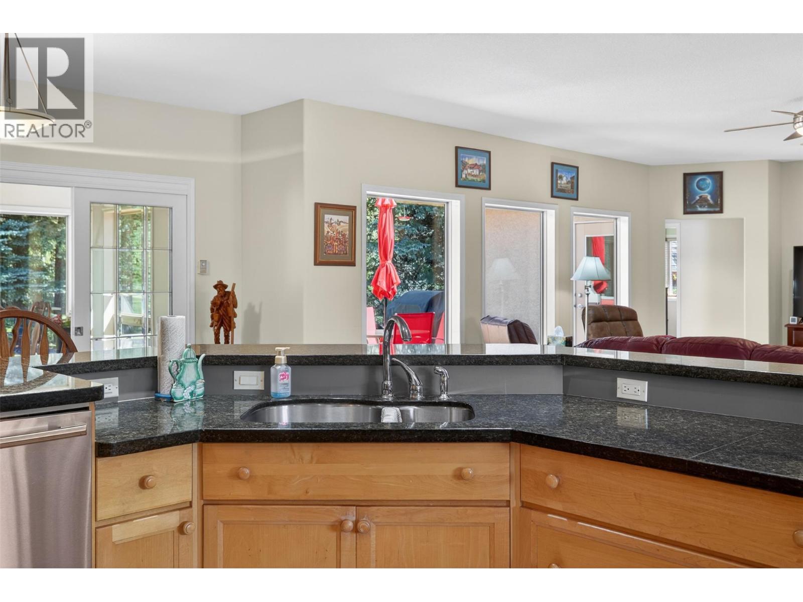 5102 Riverside Drive, Fairmont Hot Springs, British Columbia  V0B 1L1 - Photo 24 - 10386294