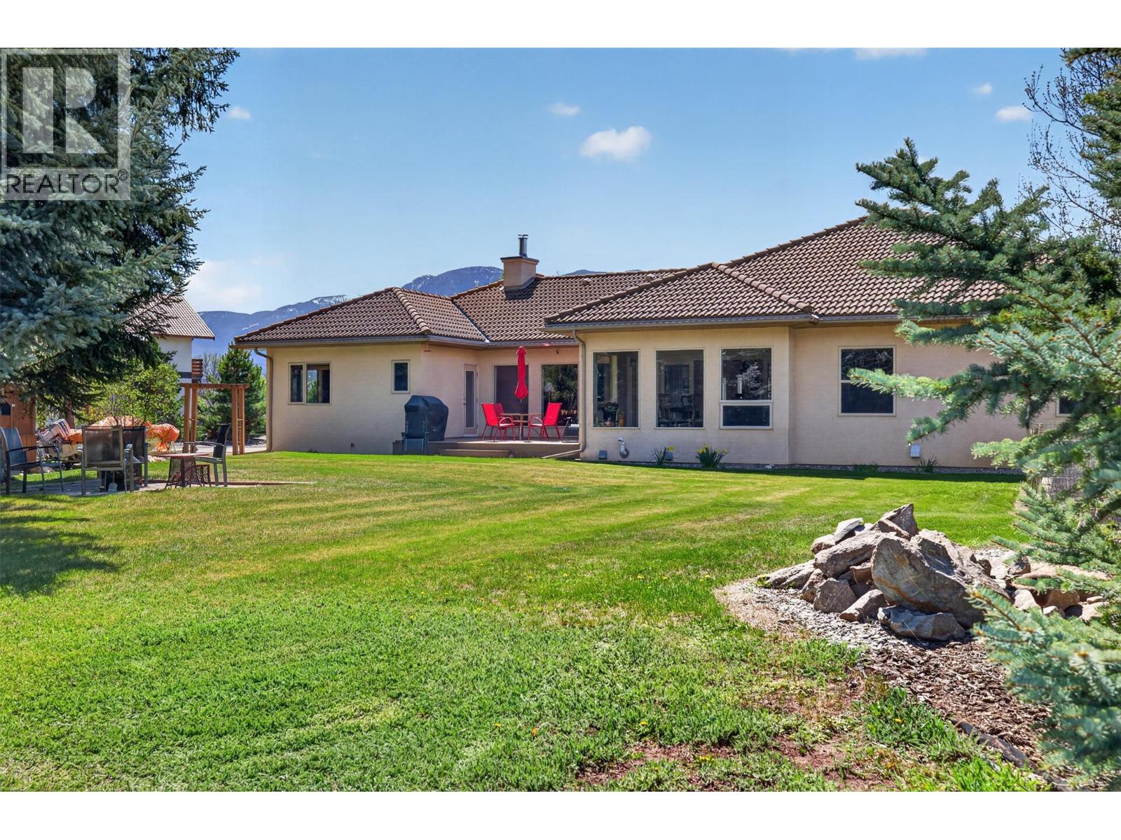 5102 Riverside Drive, Fairmont Hot Springs, British Columbia  V0B 1L1 - Photo 59 - 10386294