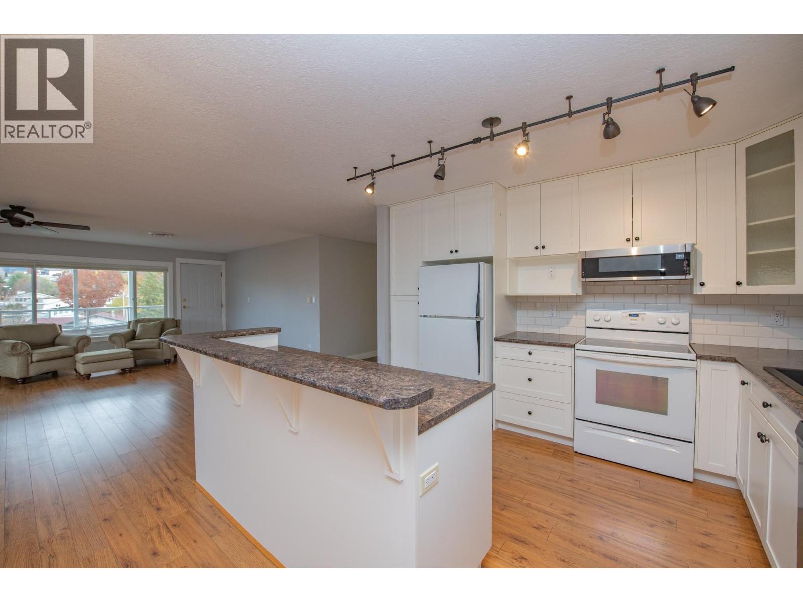 3929 22 Avenue Unit# 309, Vernon, British Columbia  V1T 7M7 - Photo 6 - 10386257