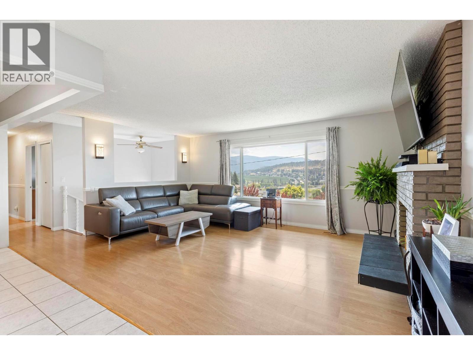 1285 Begley Road, Kelowna, British Columbia  V1P 1K8 - Photo 8 - 10386384