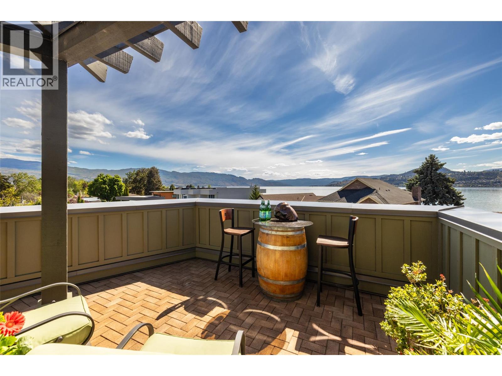 2901 Abbott Street Unit# 305, Kelowna, British Columbia  V1Y 1G7 - Photo 3 - 10385954