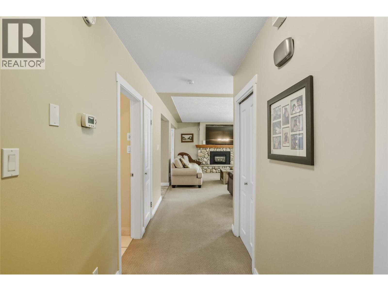 5996 Todd Hill Crescent, Kamloops, British Columbia  V2C 4X8 - Photo 15 - 10386514