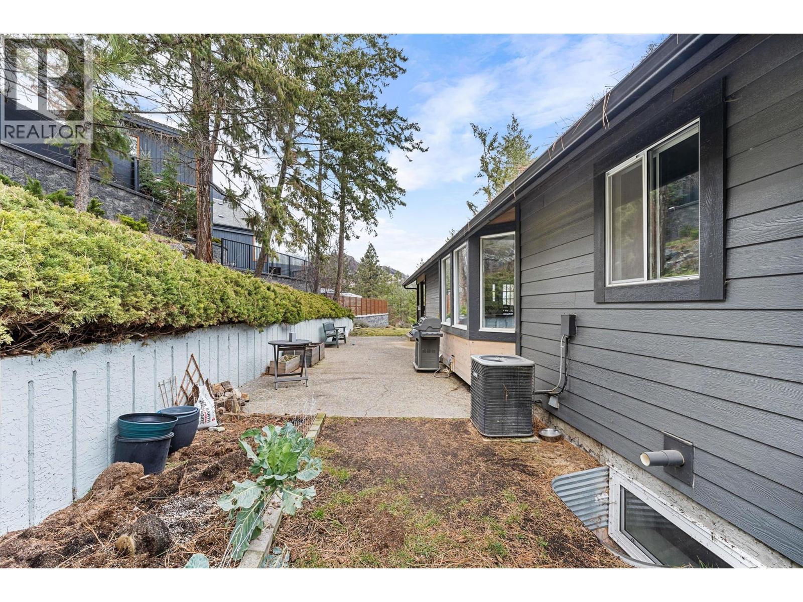 1642 Griffiths Place, West Kelowna, British Columbia  V1Z 2T7 - Photo 37 - 10386501