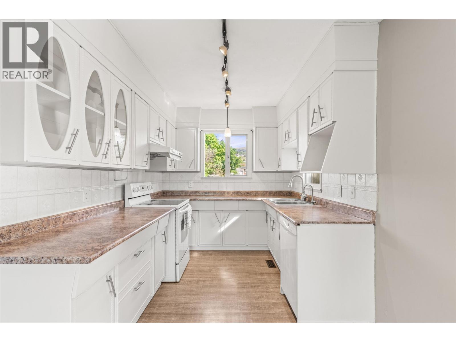 6109 Silver Star Road, Vernon, British Columbia  V1B 3P3 - Photo 19 - 10386233