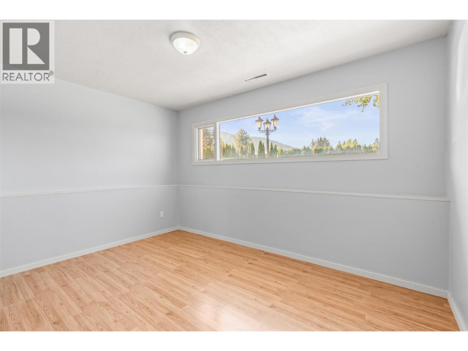 6109 Silver Star Road, Vernon, British Columbia  V1B 3P3 - Photo 30 - 10386233
