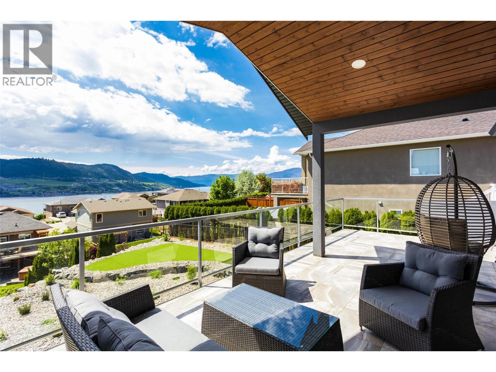 7217 Lakeridge Place, Vernon, British Columbia  V1H 1Y3 - Photo 17 - 10386149