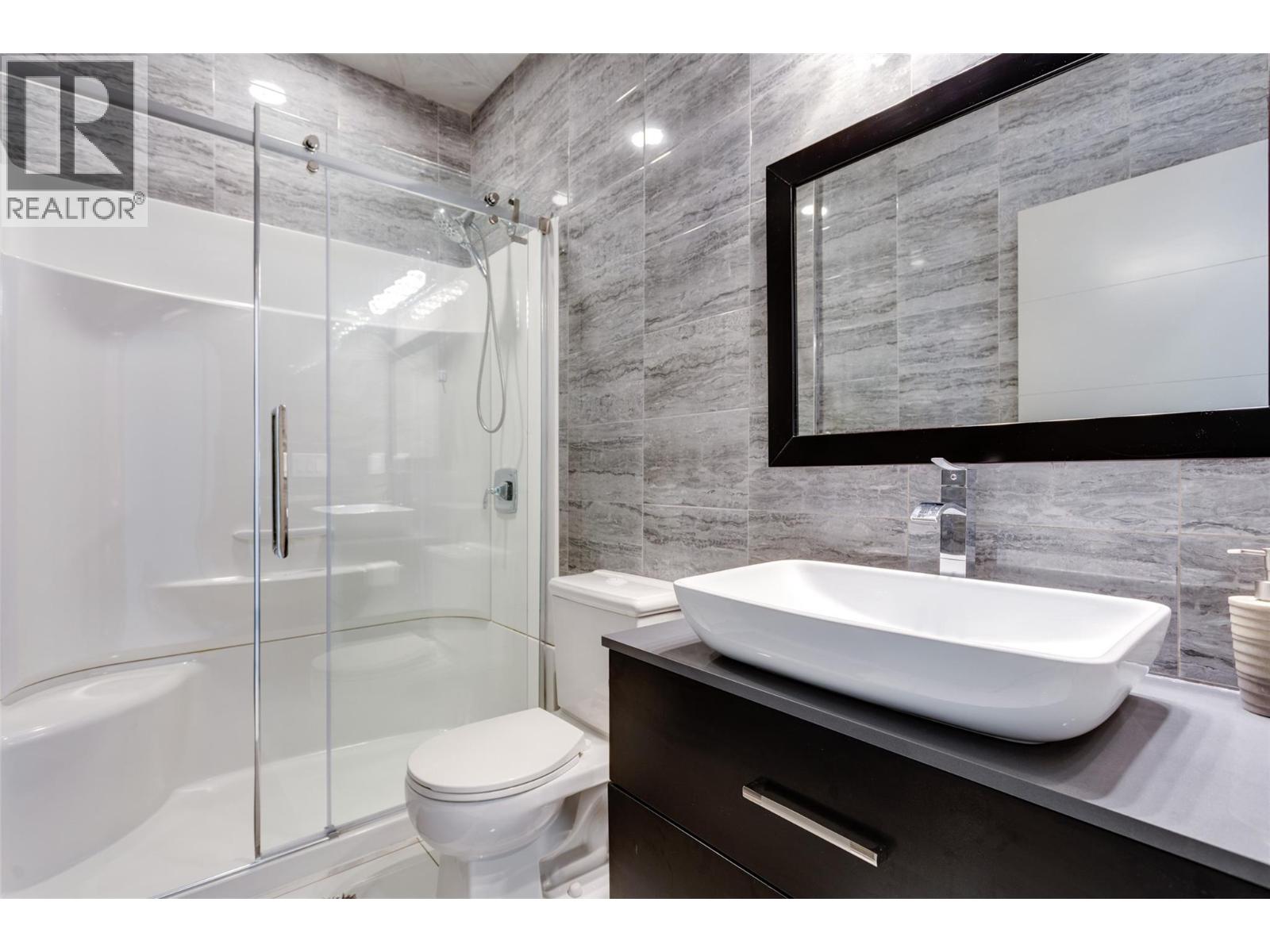 7217 Lakeridge Place, Vernon, British Columbia  V1H 1Y3 - Photo 29 - 10386149