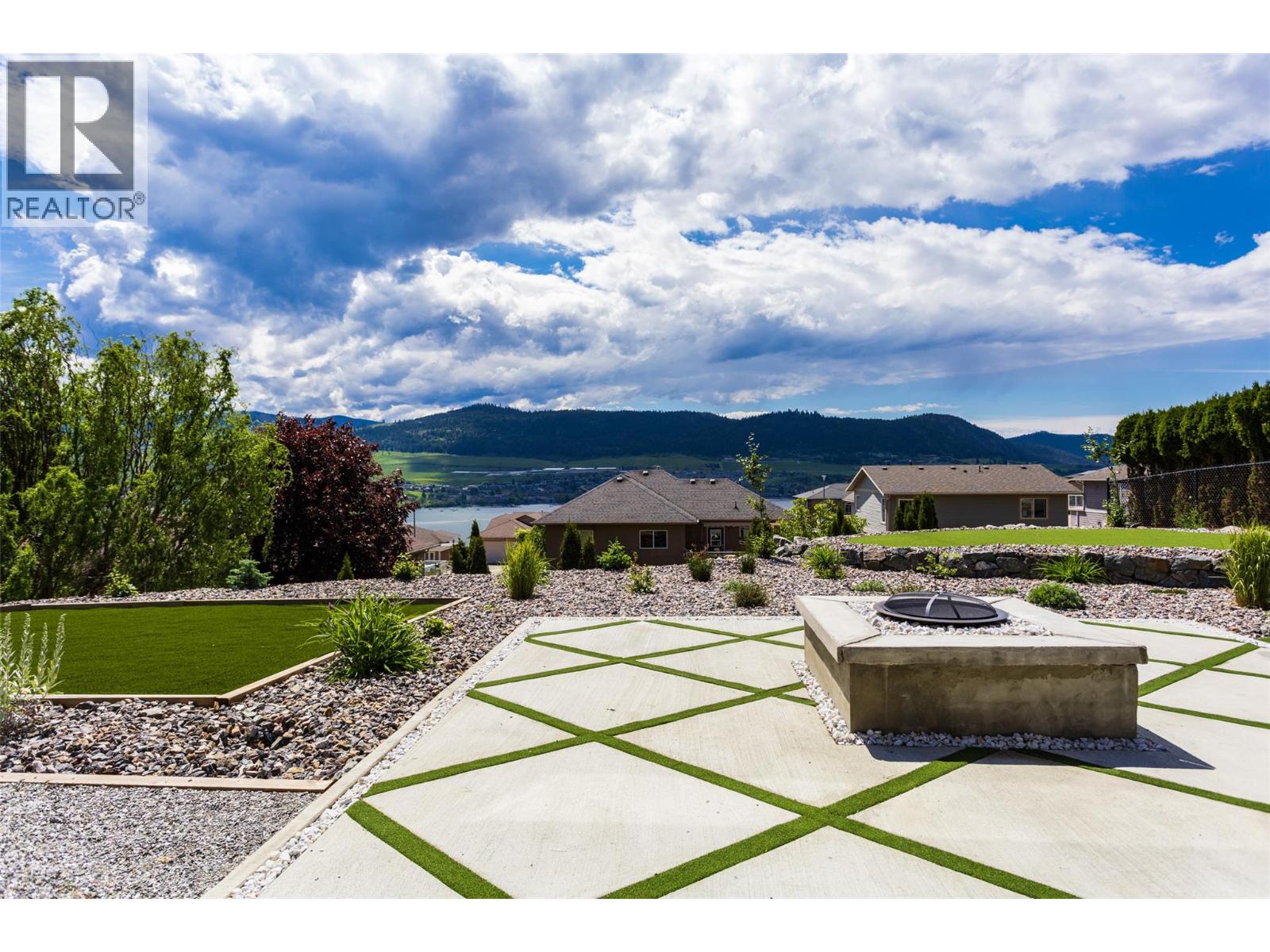 7217 Lakeridge Place, Vernon, British Columbia  V1H 1Y3 - Photo 36 - 10386149
