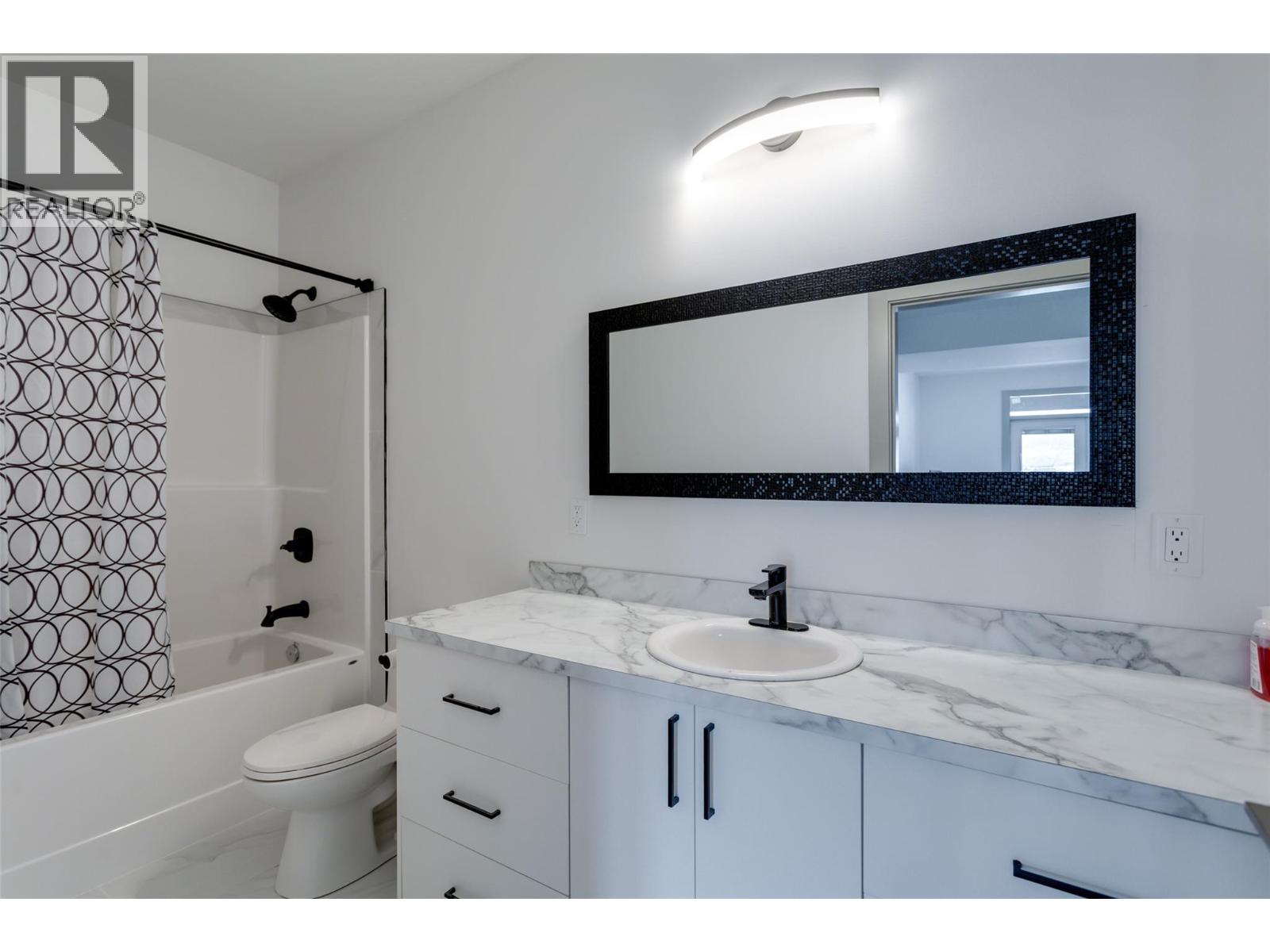 7217 Lakeridge Place, Vernon, British Columbia  V1H 1Y3 - Photo 49 - 10386149