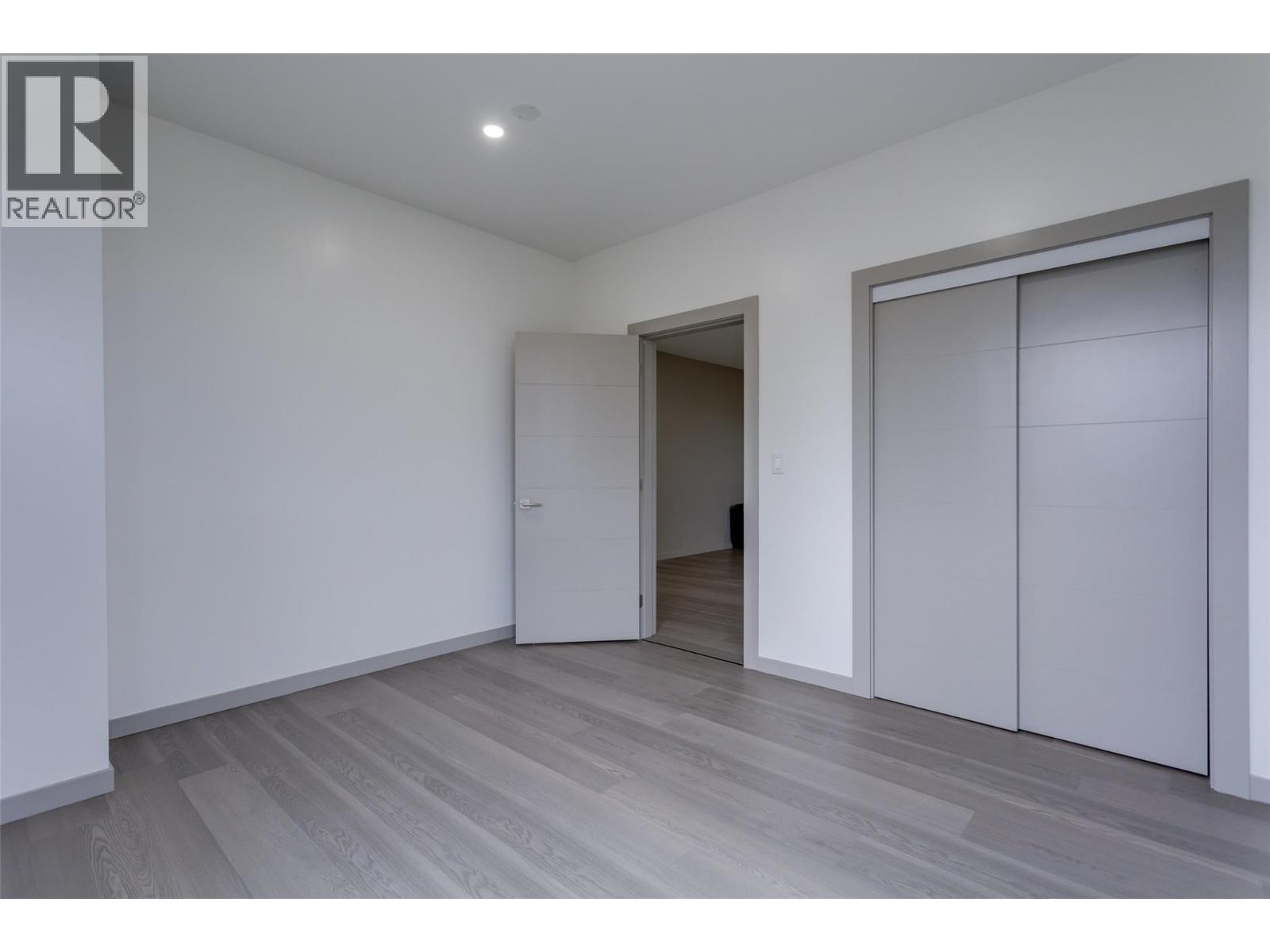 7217 Lakeridge Place, Vernon, British Columbia  V1H 1Y3 - Photo 55 - 10386149