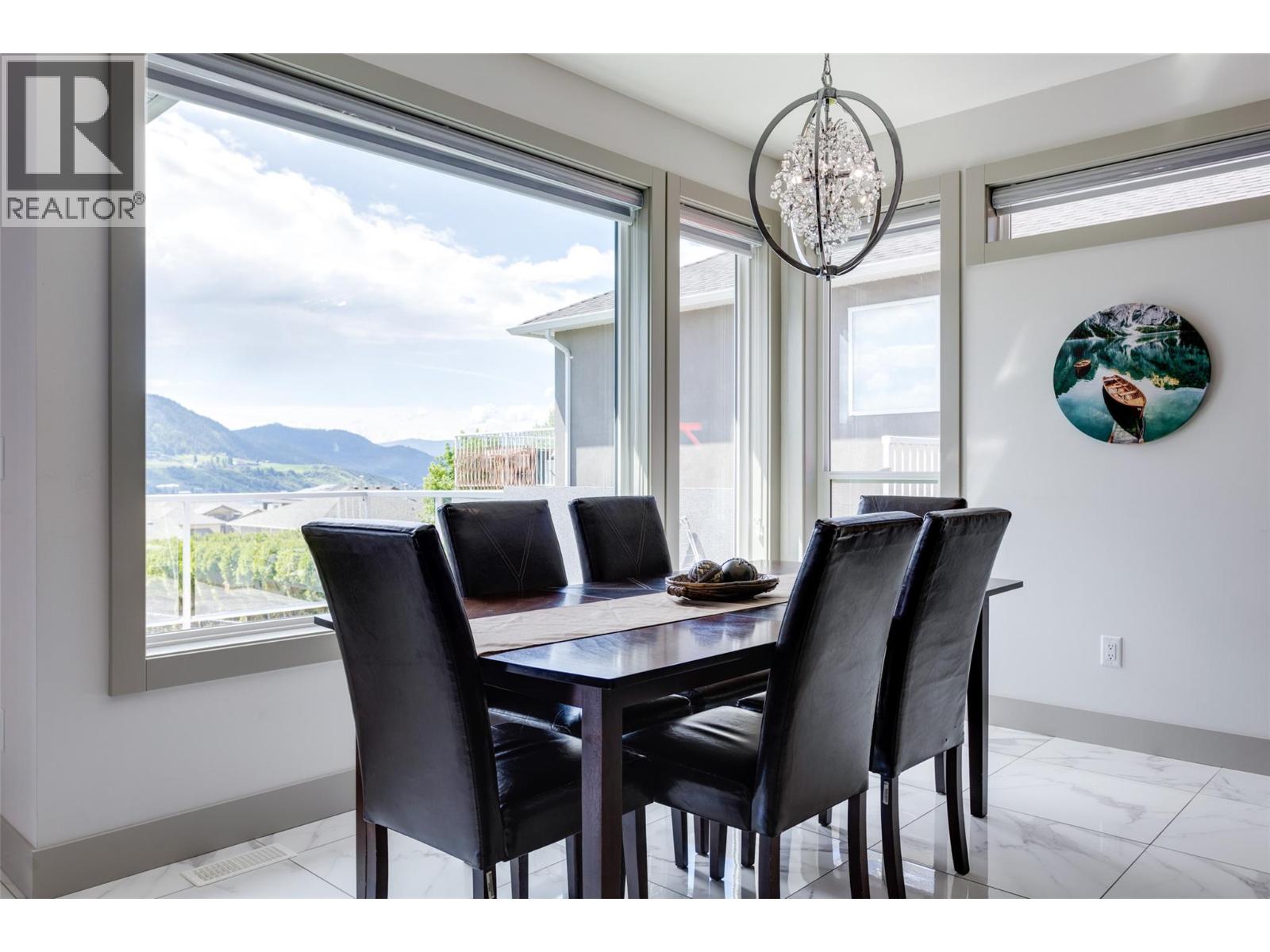 7217 Lakeridge Place, Vernon, British Columbia  V1H 1Y3 - Photo 8 - 10386149