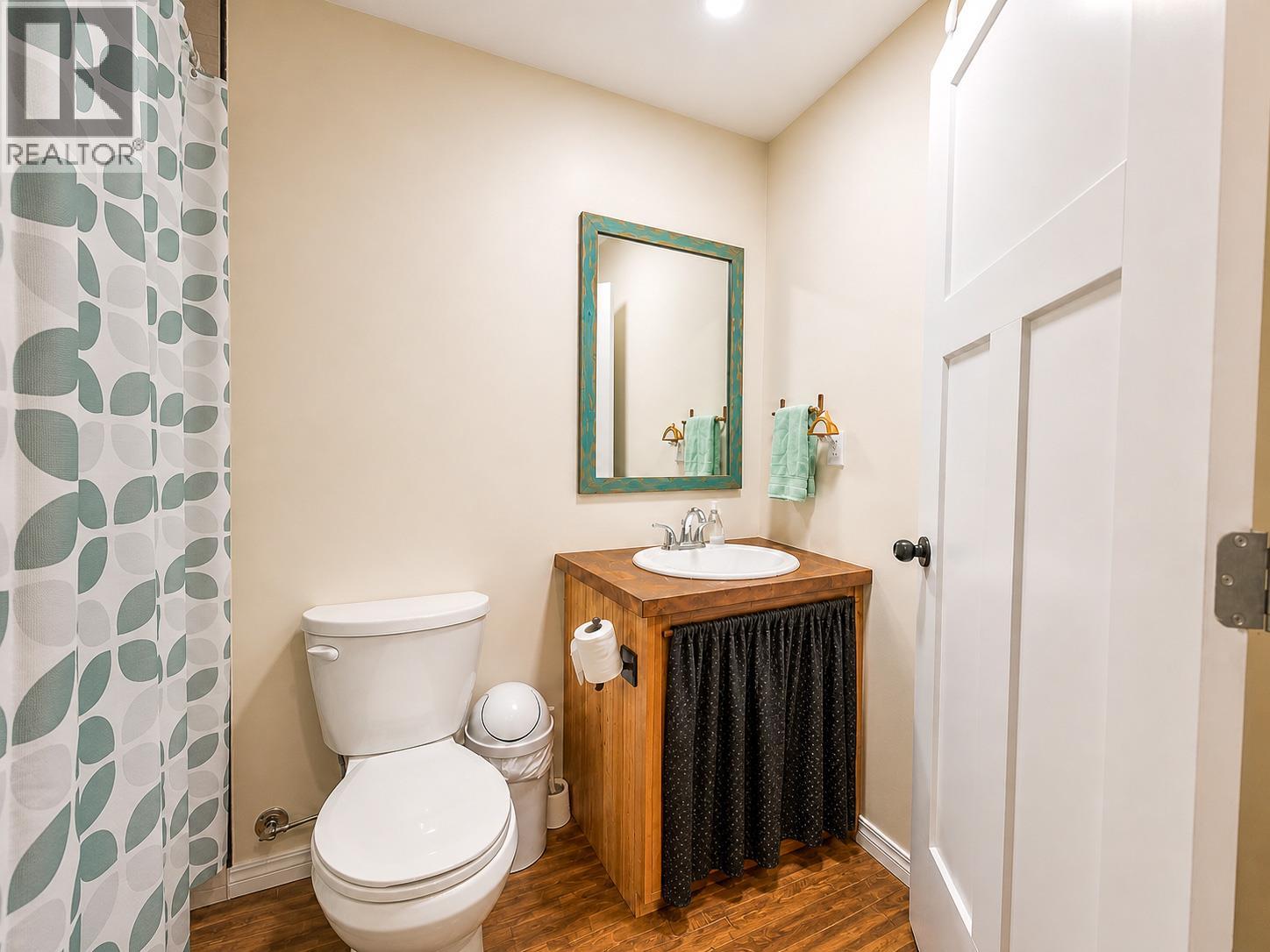 2568 Sandstone Green, Invermere, British Columbia  V0A 1K6 - Photo 49 - 10385989