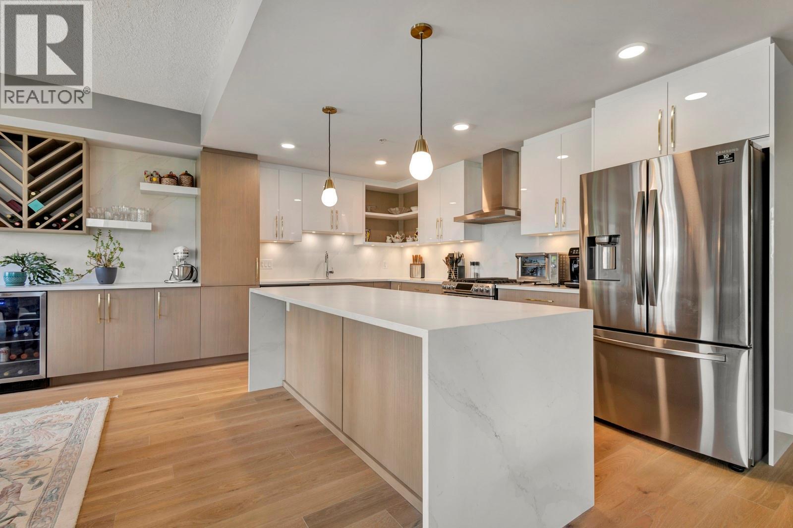 529 Truswell Road Unit# 402, Kelowna, British Columbia  V1W 3K7 - Photo 3 - 10386432