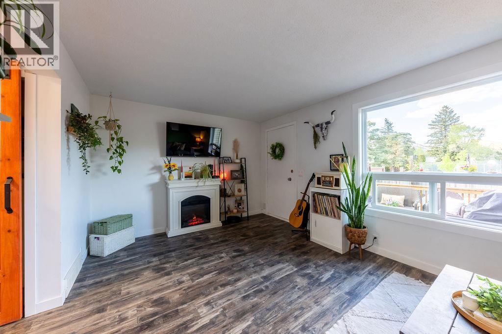 2576 Sandpiper Drive Drive Unit# 63, Kamloops, British Columbia  V2B 6X1 - Photo 4 - 10386151