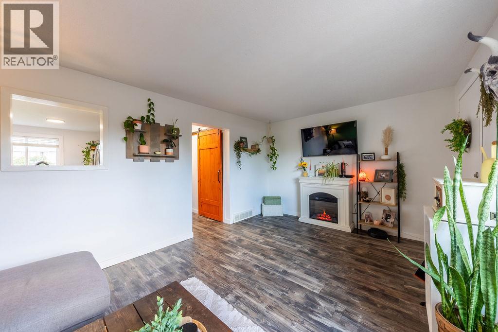 2576 Sandpiper Drive Drive Unit# 63, Kamloops, British Columbia  V2B 6X1 - Photo 5 - 10386151