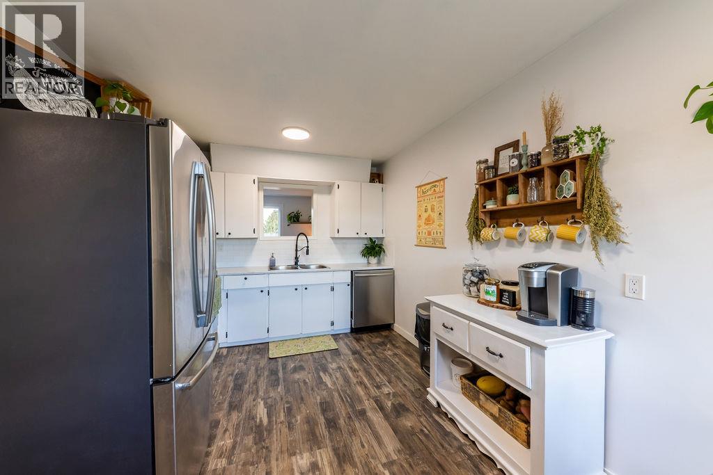 2576 Sandpiper Drive Drive Unit# 63, Kamloops, British Columbia  V2B 6X1 - Photo 6 - 10386151