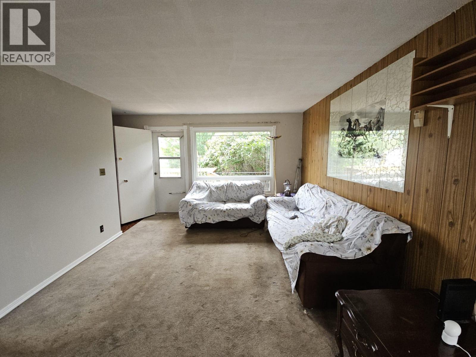 4756 Wabi Crescent, Chetwynd, British Columbia  V0C 1J0 - Photo 3 - 10386521