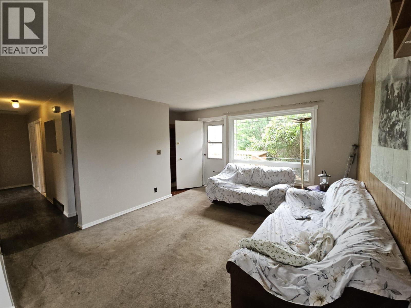 4756 Wabi Crescent, Chetwynd, British Columbia  V0C 1J0 - Photo 4 - 10386521