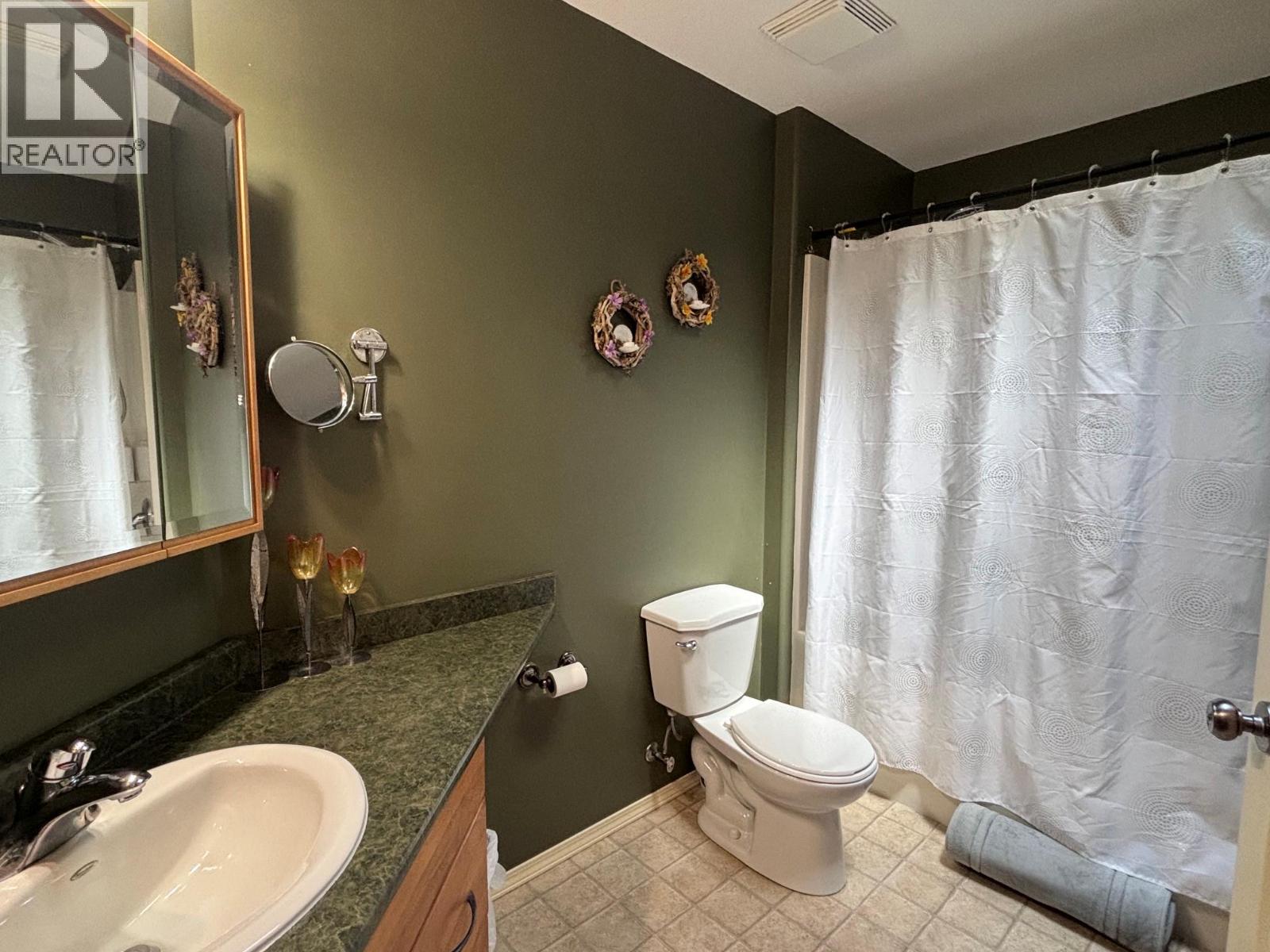 3230 Beadman Road, Rock Creek, British Columbia  V0H 1Y0 - Photo 12 - 10386504
