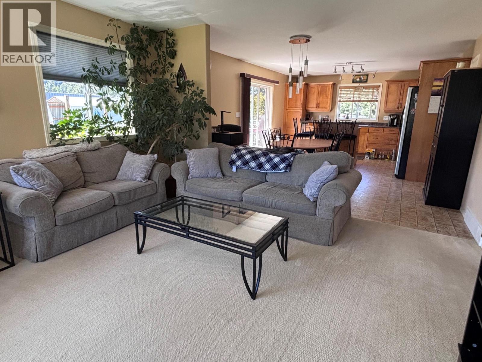 3230 Beadman Road, Rock Creek, British Columbia  V0H 1Y0 - Photo 8 - 10386504