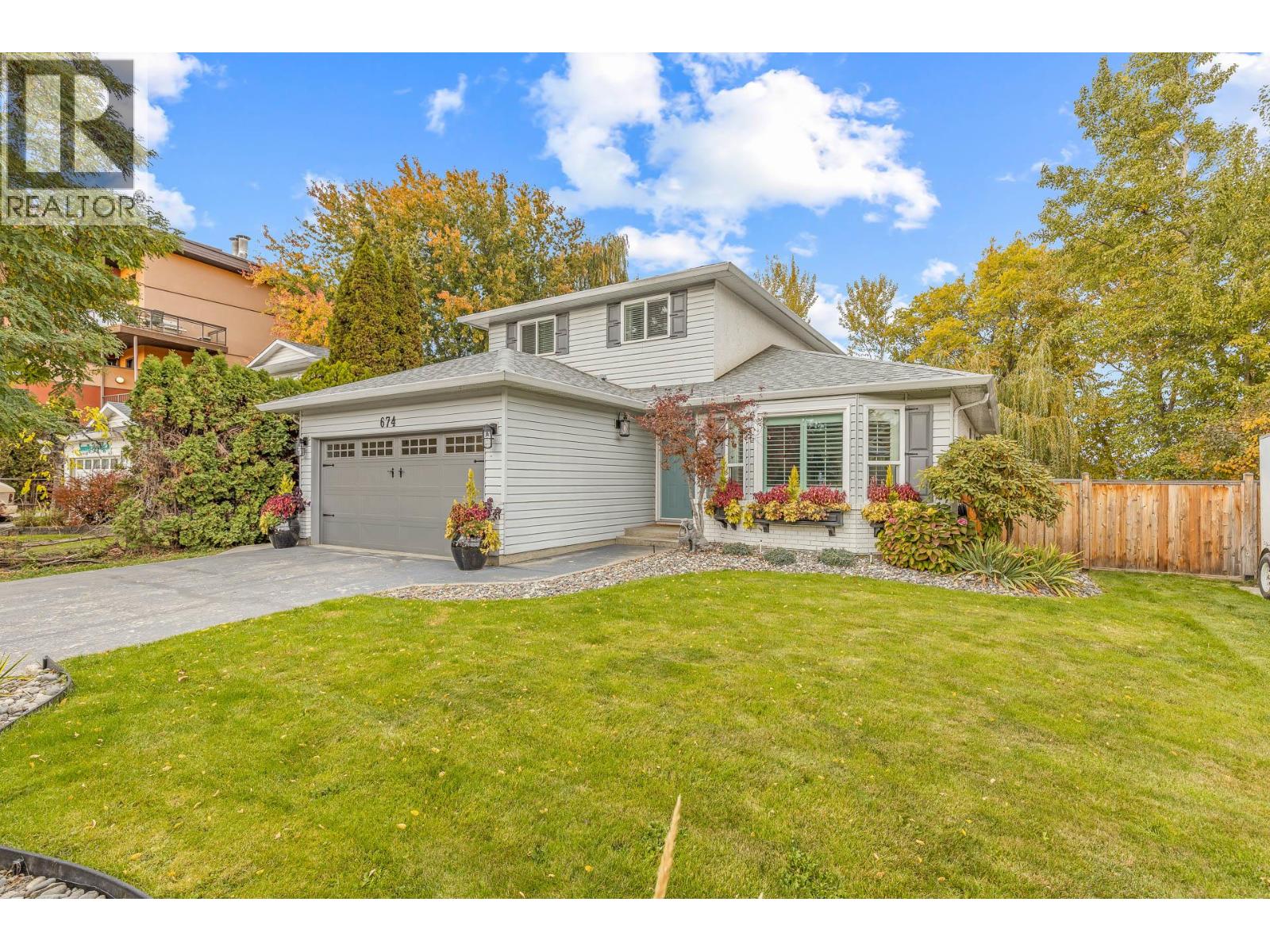 674 Cook Road, Kelowna, British Columbia  V1W 3G7 - Photo 3 - 10386425