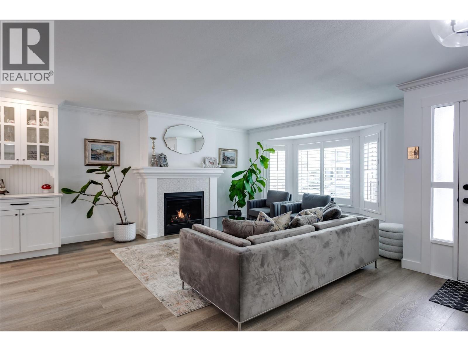 674 Cook Road, Kelowna, British Columbia  V1W 3G7 - Photo 6 - 10386425