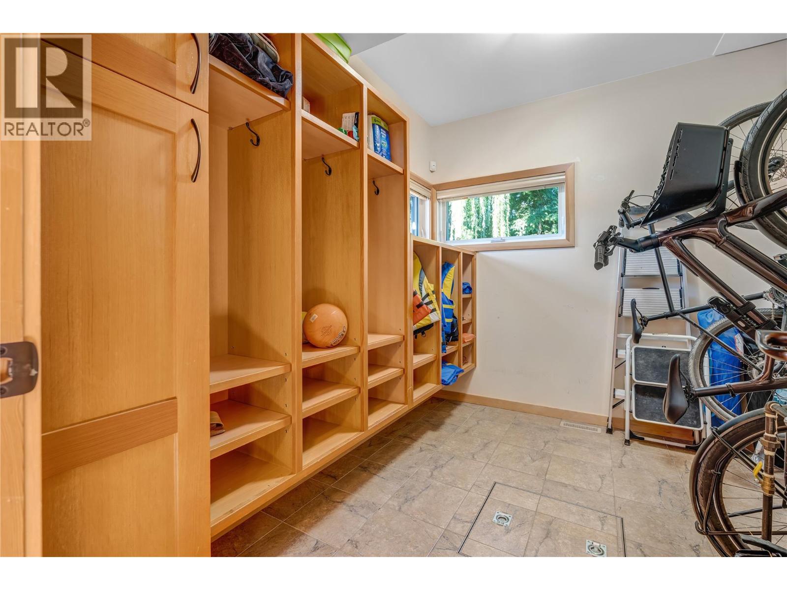 1702 Thornber Street, Summerland, British Columbia  V0H 1Z9 - Photo 12 - 10386163