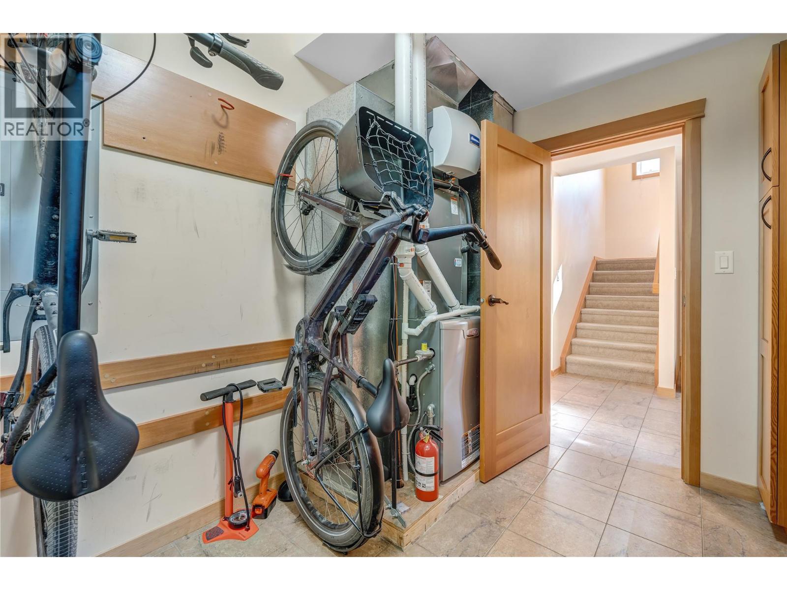 1702 Thornber Street, Summerland, British Columbia  V0H 1Z9 - Photo 13 - 10386163