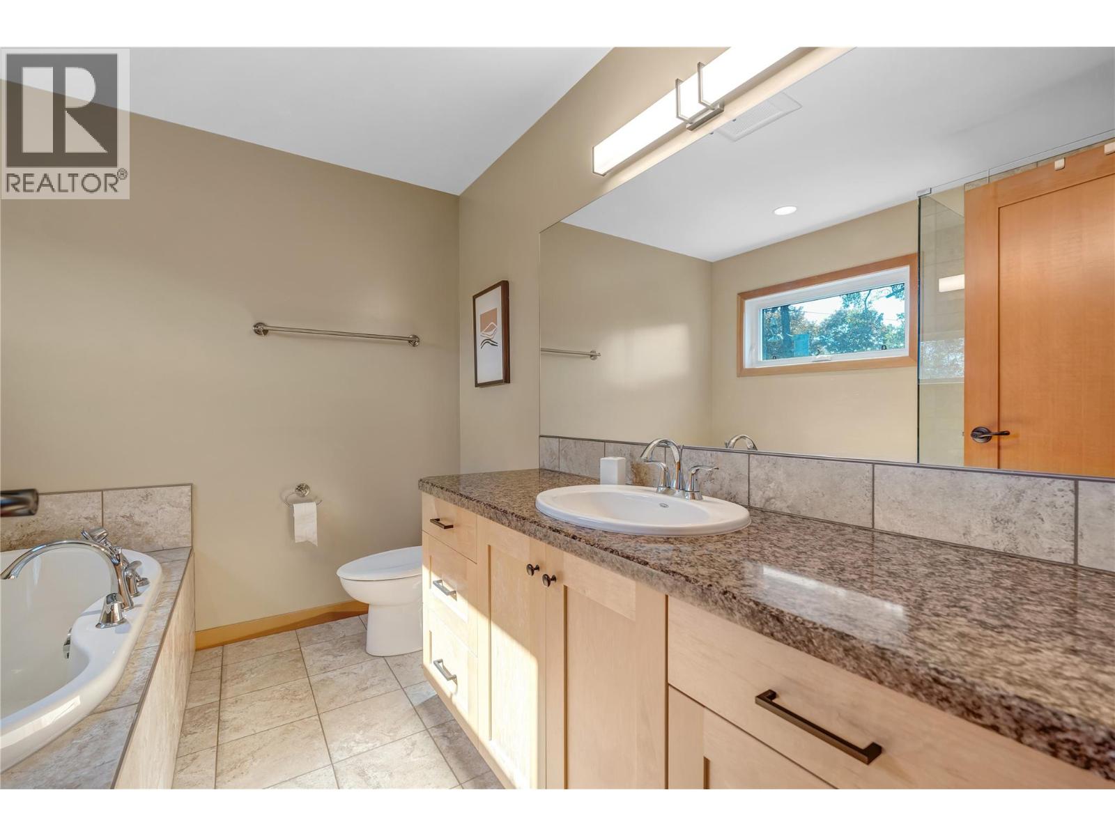 1702 Thornber Street, Summerland, British Columbia  V0H 1Z9 - Photo 20 - 10386163