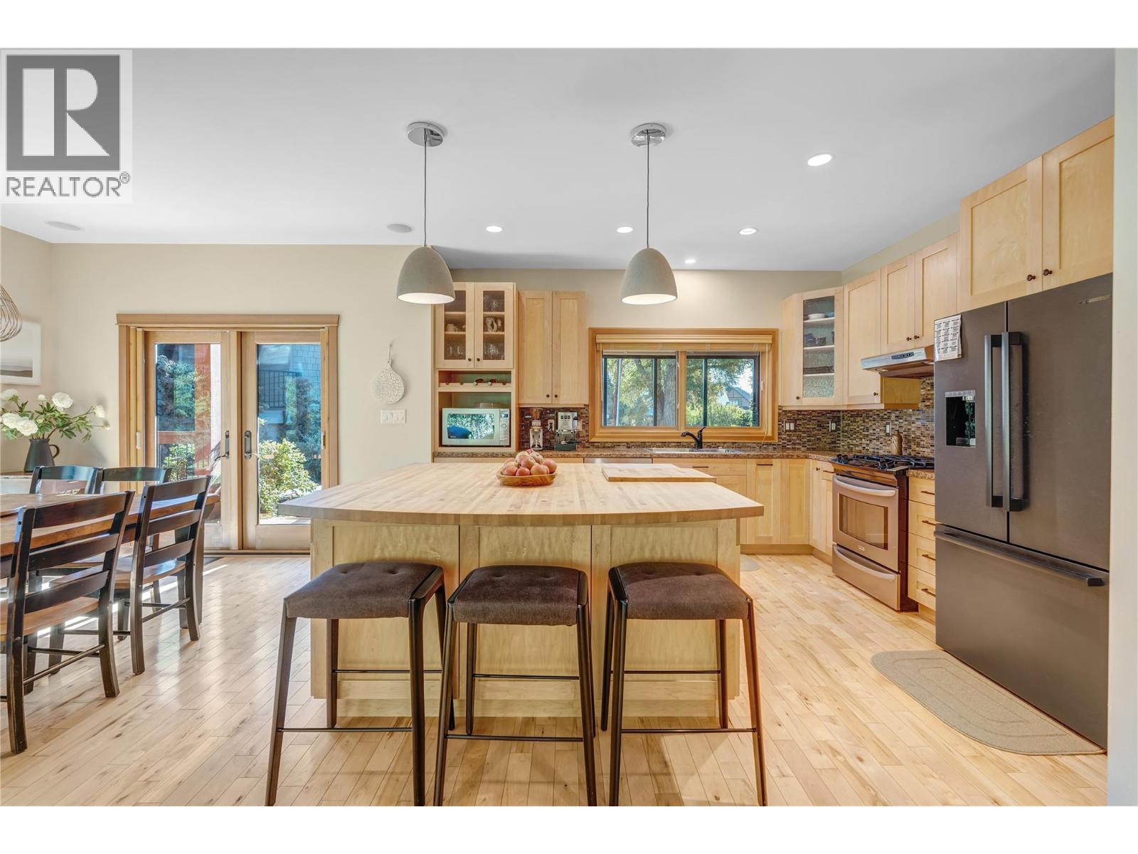 1702 Thornber Street, Summerland, British Columbia  V0H 1Z9 - Photo 6 - 10386163