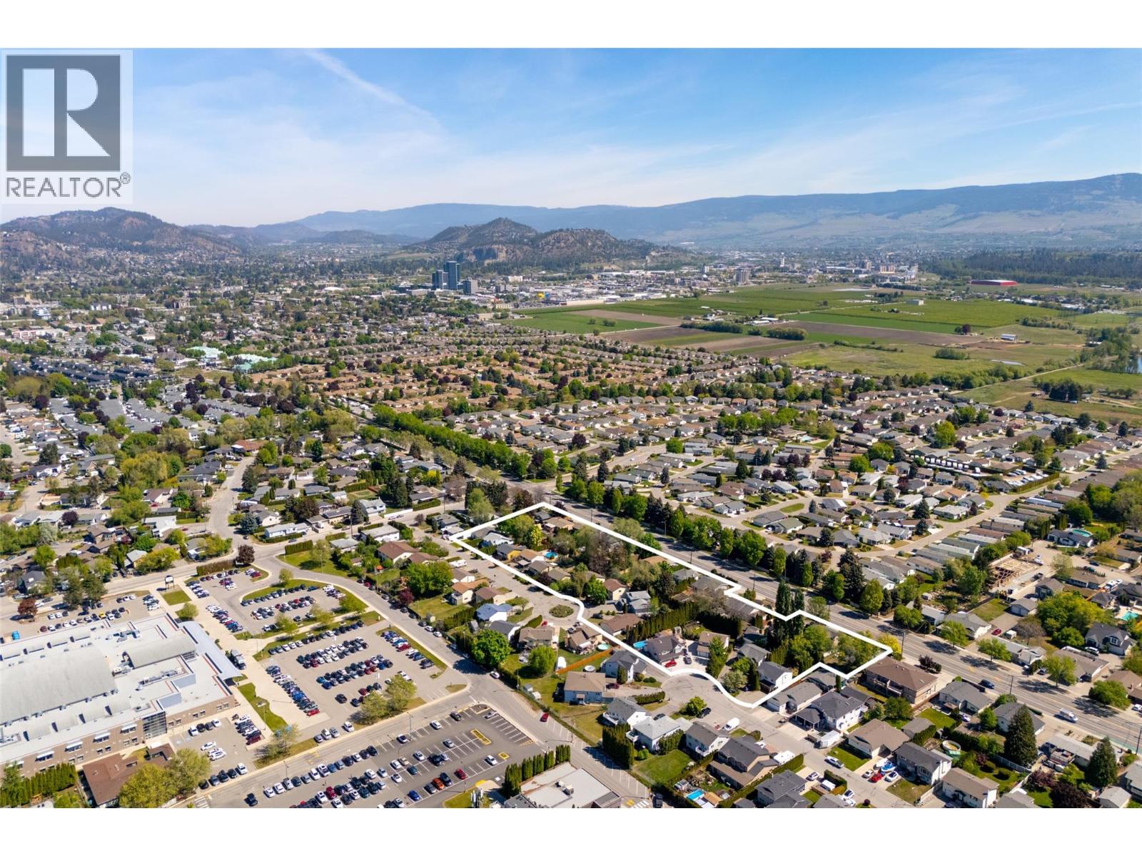 2910 Gordon Drive, Kelowna, British Columbia  V1W 3R3 - Photo 7 - 10386059