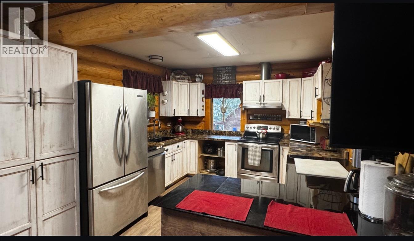 581 Kane Valley Road, Merritt, British Columbia  V1K 1M9 - Photo 6 - 10386496