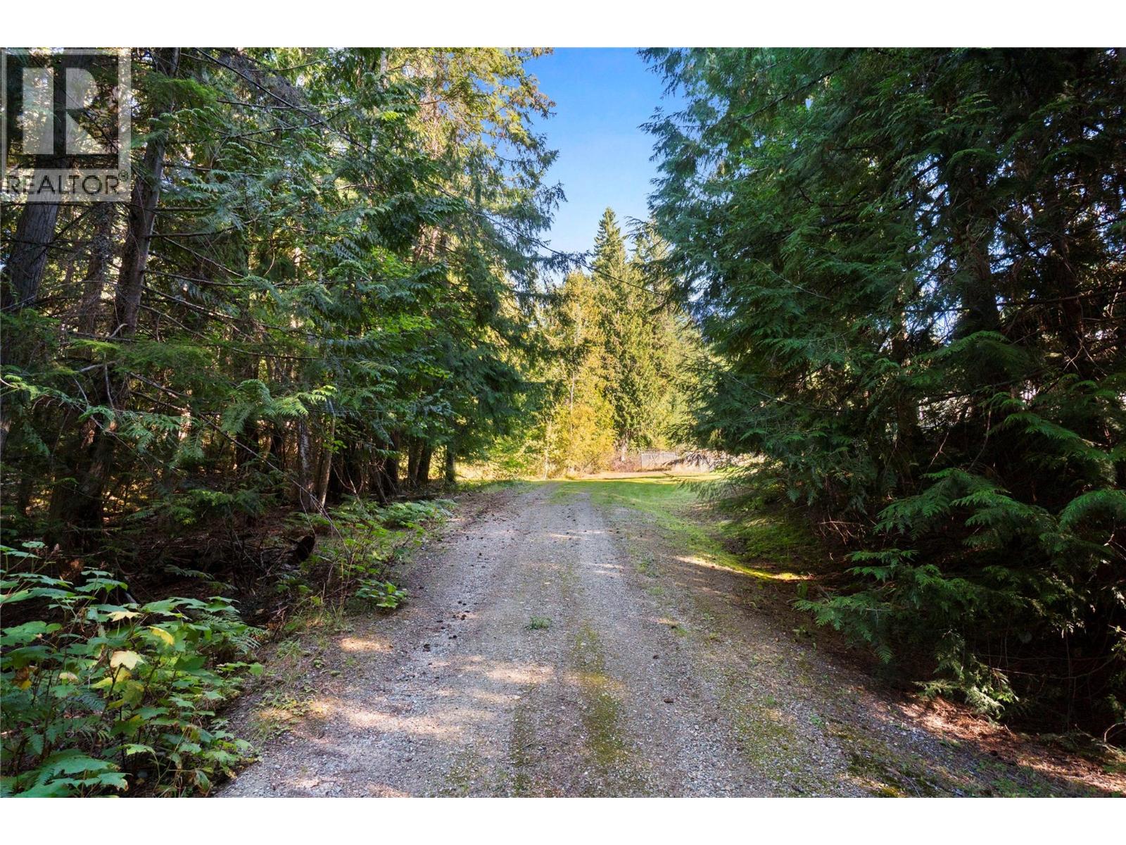 6803 Magna Bay Drive, Magna Bay, British Columbia  V0E 1M7 - Photo 36 - 10386552