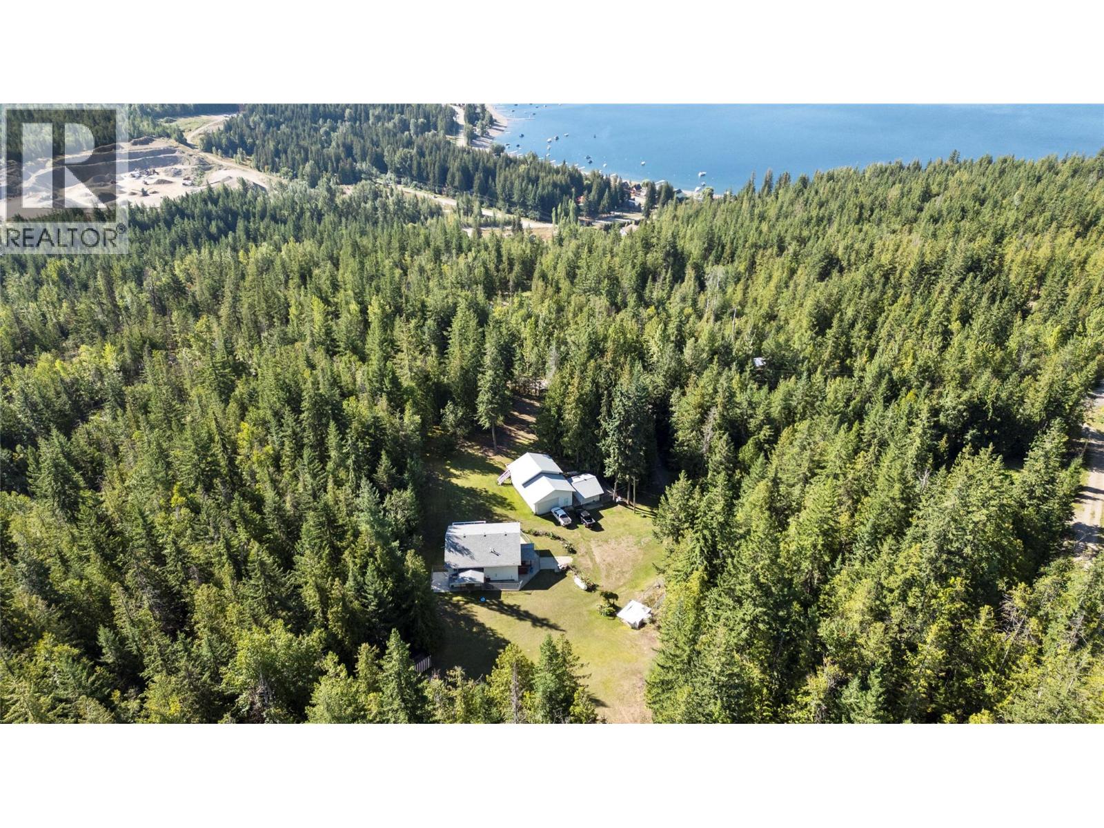 6803 Magna Bay Drive, Magna Bay, British Columbia  V0E 1M7 - Photo 56 - 10386552