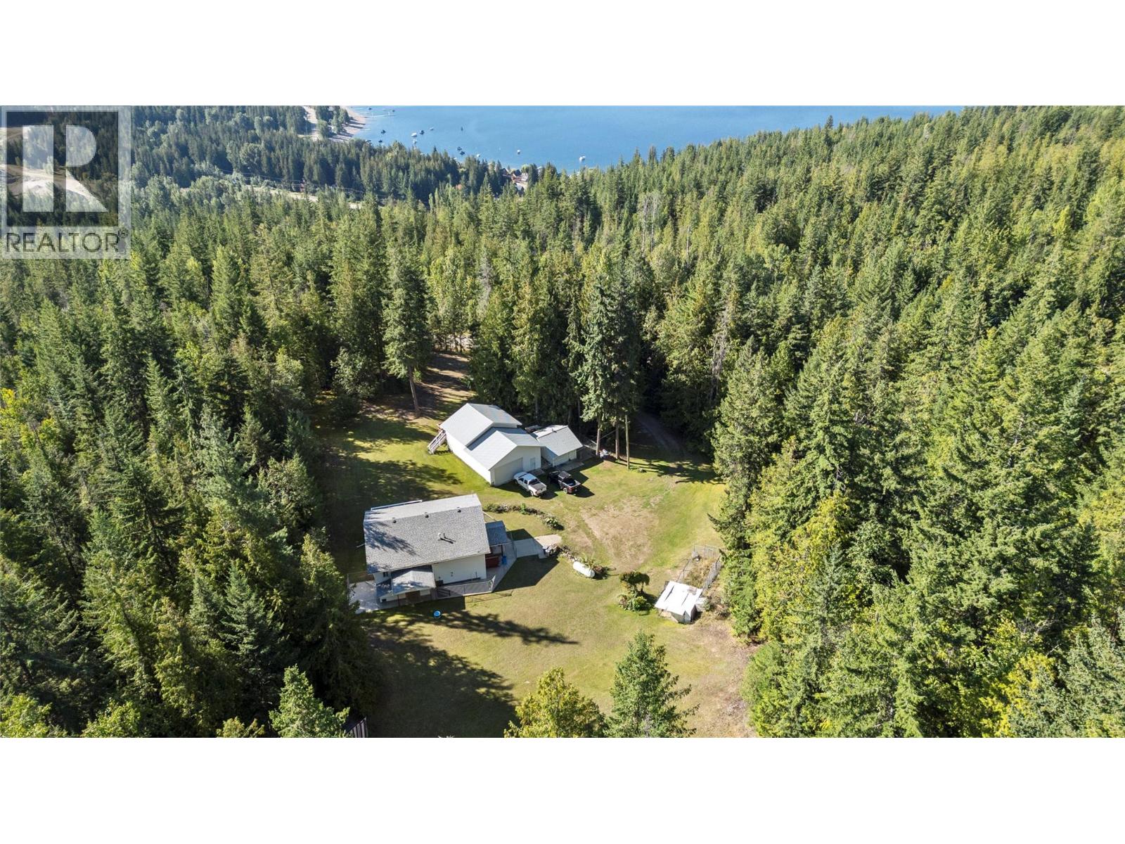 6803 Magna Bay Drive, Magna Bay, British Columbia  V0E 1M7 - Photo 57 - 10386552