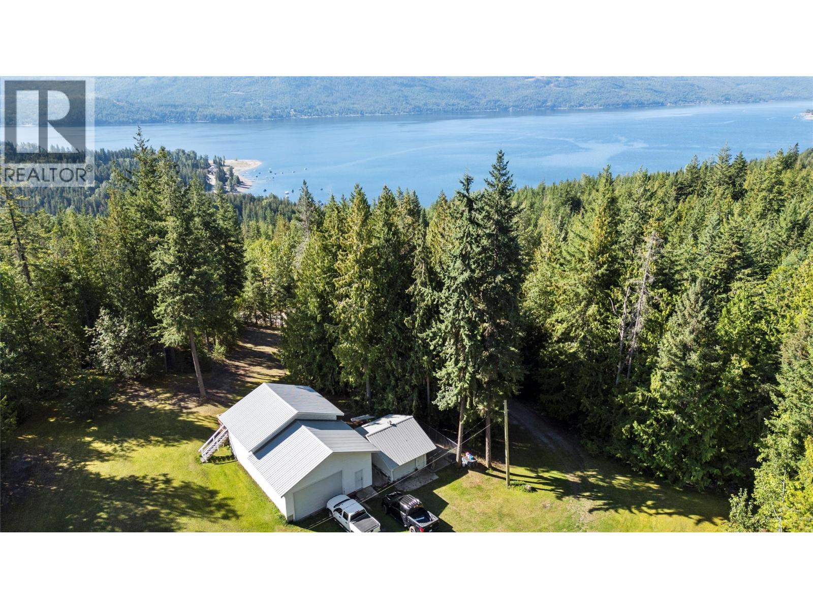 6803 Magna Bay Drive, Magna Bay, British Columbia  V0E 1M7 - Photo 60 - 10386552