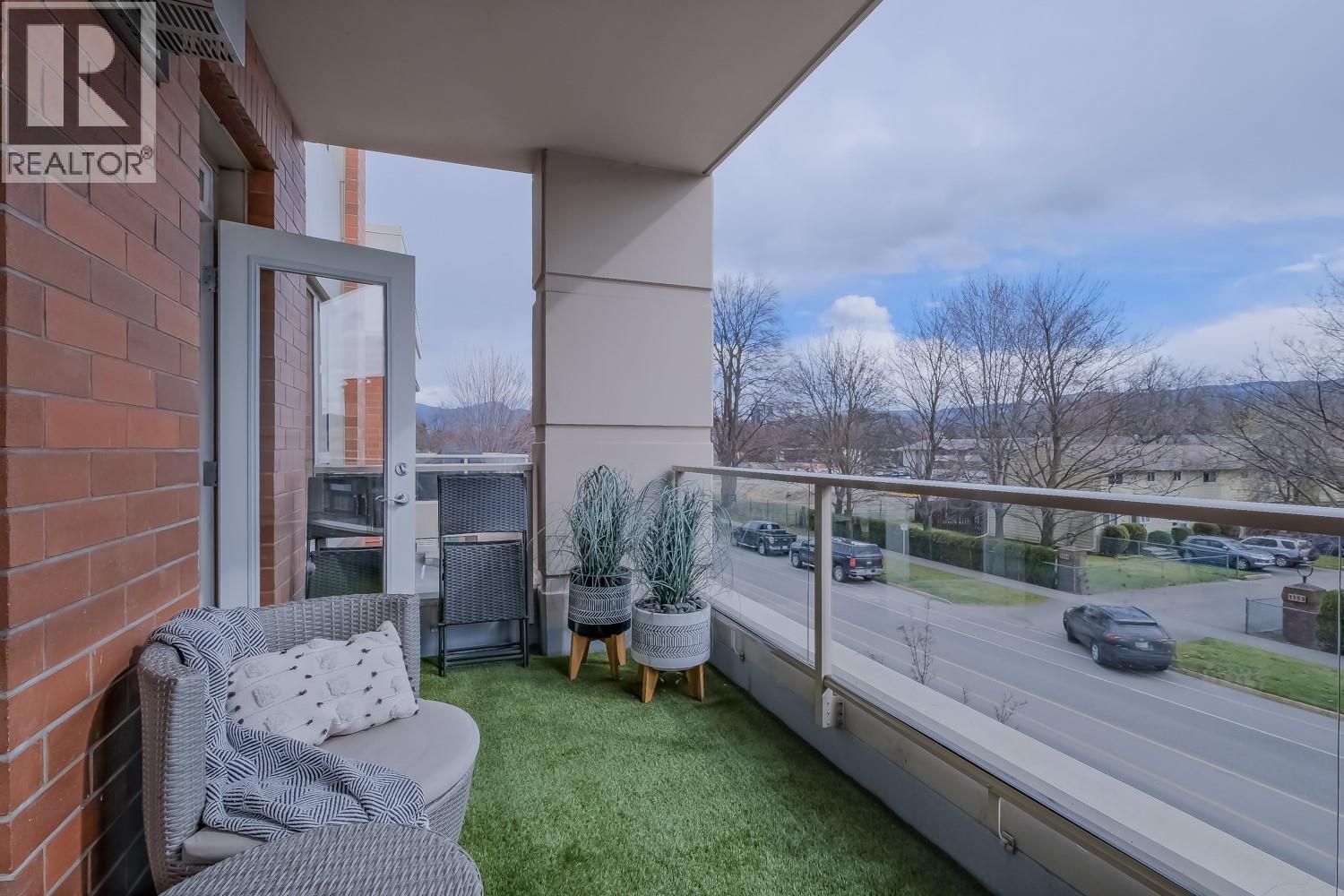 1160 Bernard Avenue Unit# 215, Kelowna, British Columbia  V1Y 6R2 - Photo 29 - 10386545