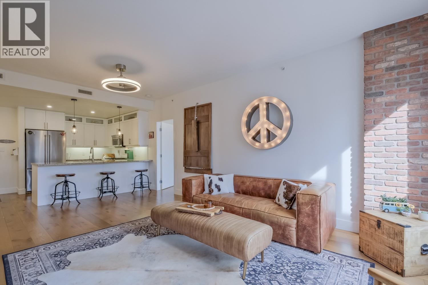 1160 Bernard Avenue Unit# 215, Kelowna, British Columbia  V1Y 6R2 - Photo 6 - 10386545