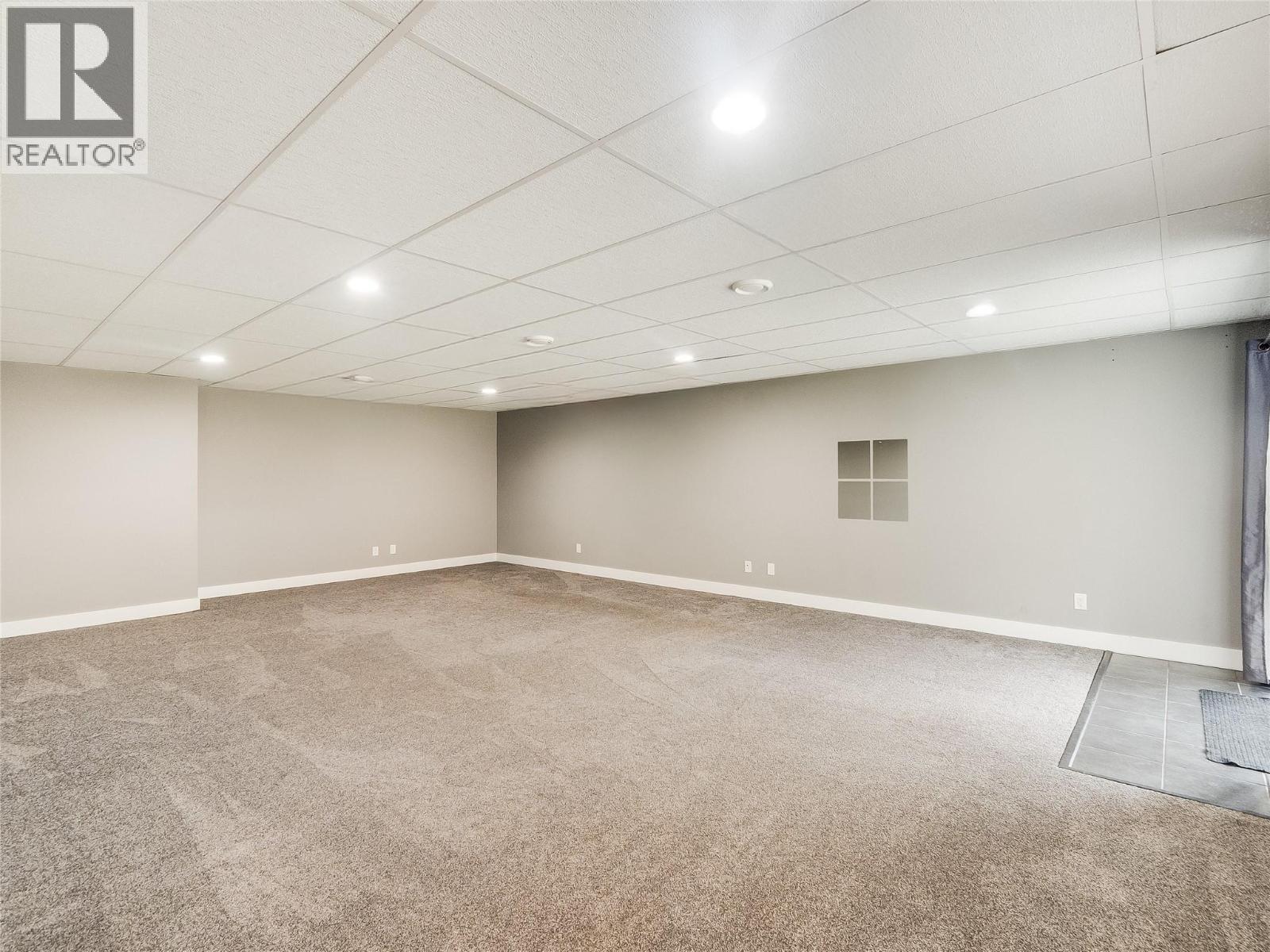 892 Waterloo Road, Castlegar, British Columbia  V1N 4K8 - Photo 45 - 10386374