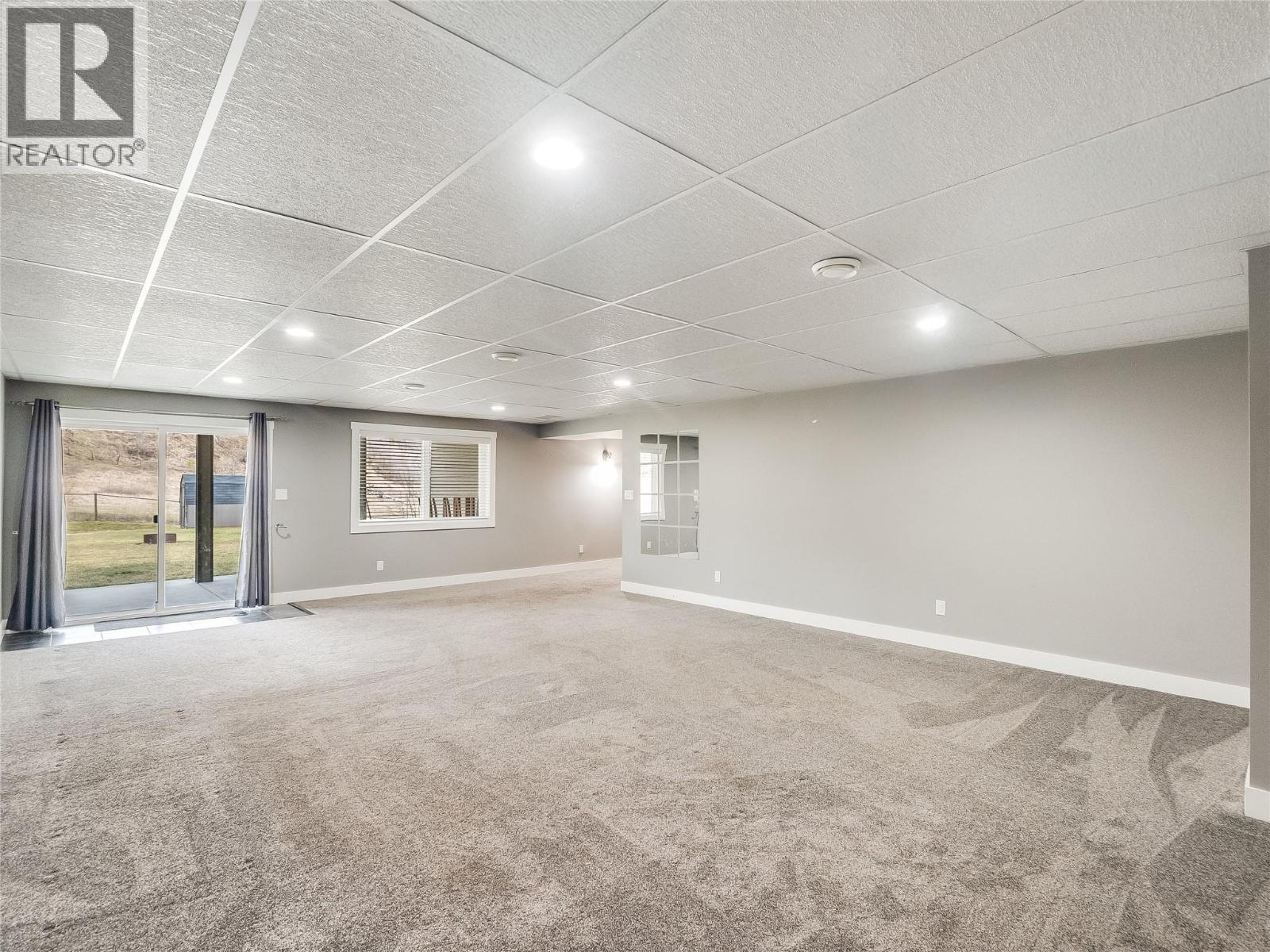 892 Waterloo Road, Castlegar, British Columbia  V1N 4K8 - Photo 46 - 10386374