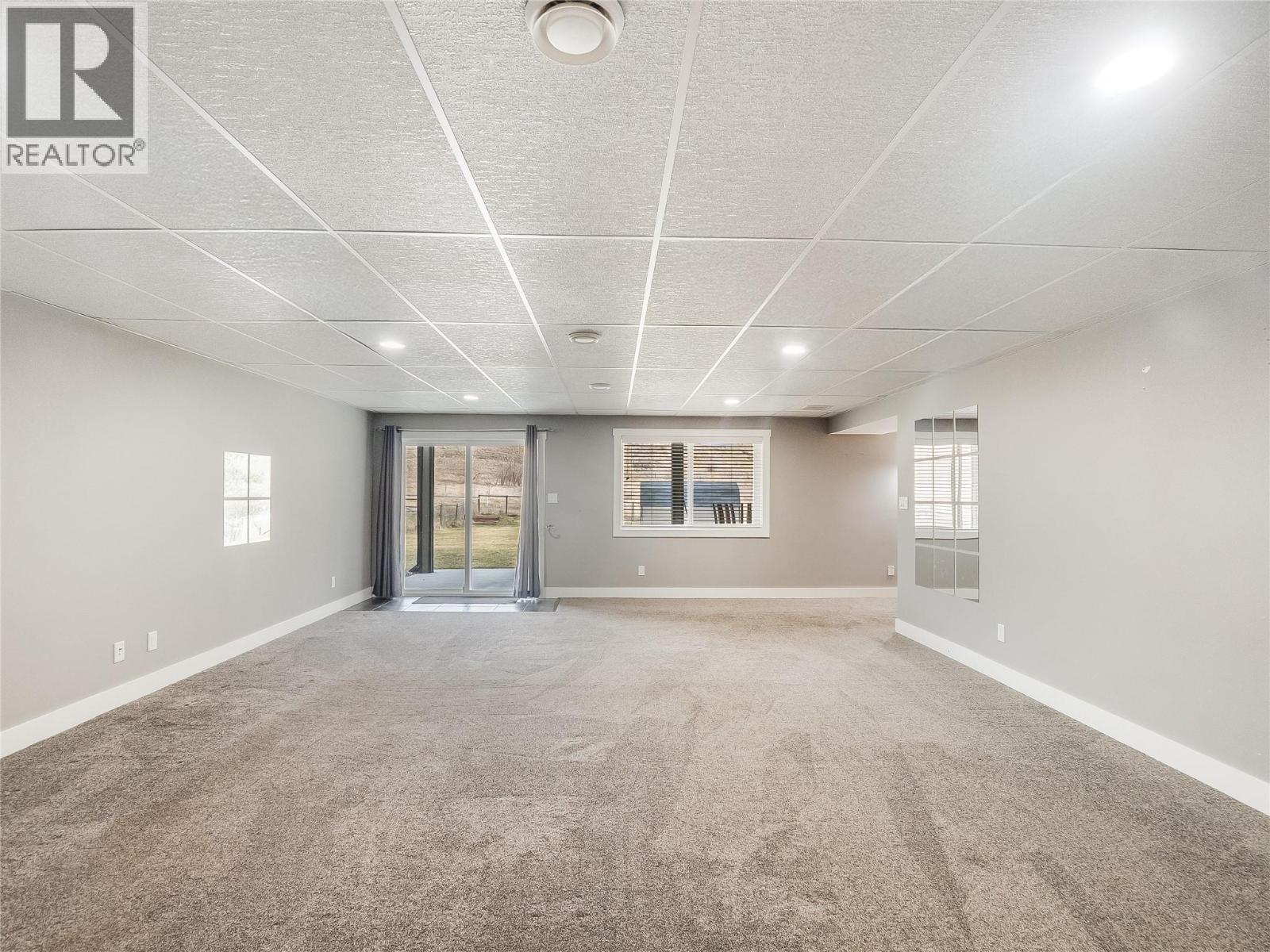892 Waterloo Road, Castlegar, British Columbia  V1N 4K8 - Photo 48 - 10386374